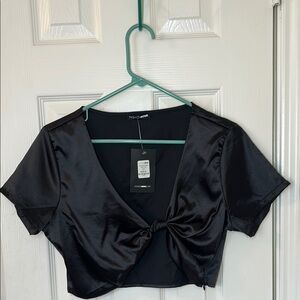 (NWT) Fashion Nova Know Me Better Satin Crop Top. Size Extra Large.